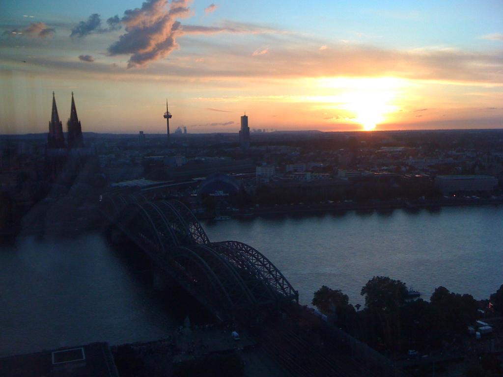 Apartment Miro Köln Eksteriør bilde